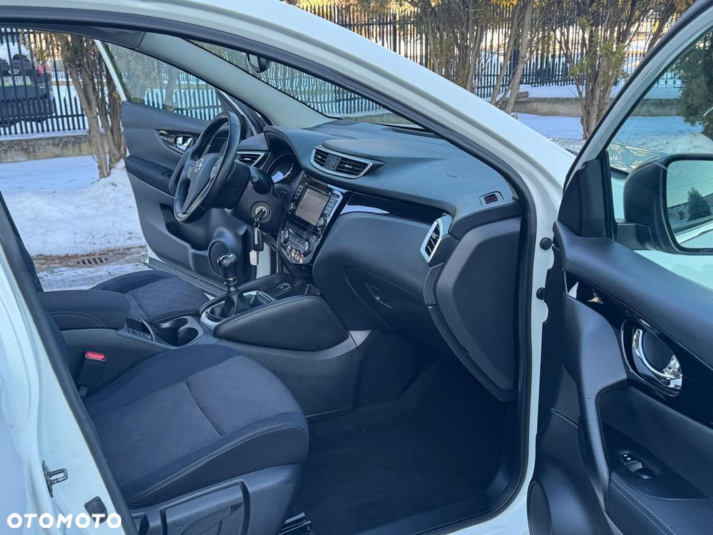 Nissan Qashqai 1.2 DIG-T Tekna - 11