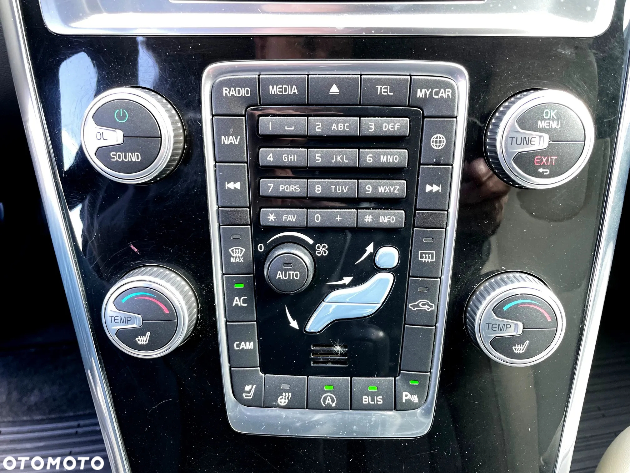 Volvo XC 60 T6 AWD Geartronic Summum - 5