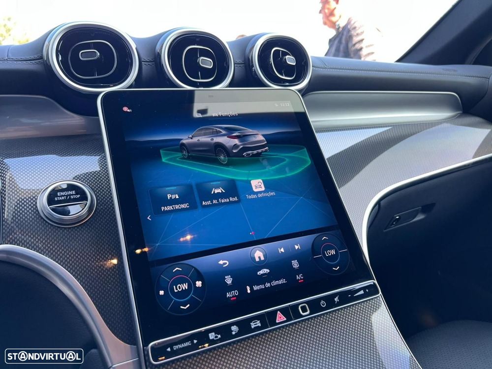 Mercedes-Benz GLC 300 de Coupe 4Matic - 11