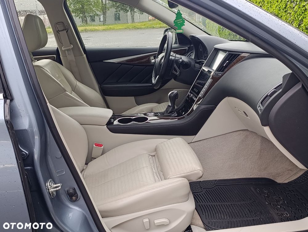 Infiniti Q50 Q50S Hybrid Sport Tech AWD - 16