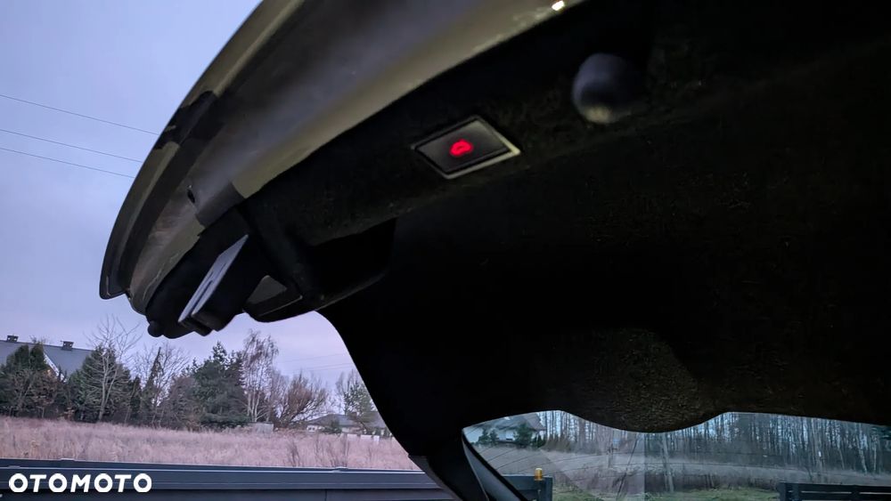 Skoda Superb 2.0 TSI DSG Sportline - 19