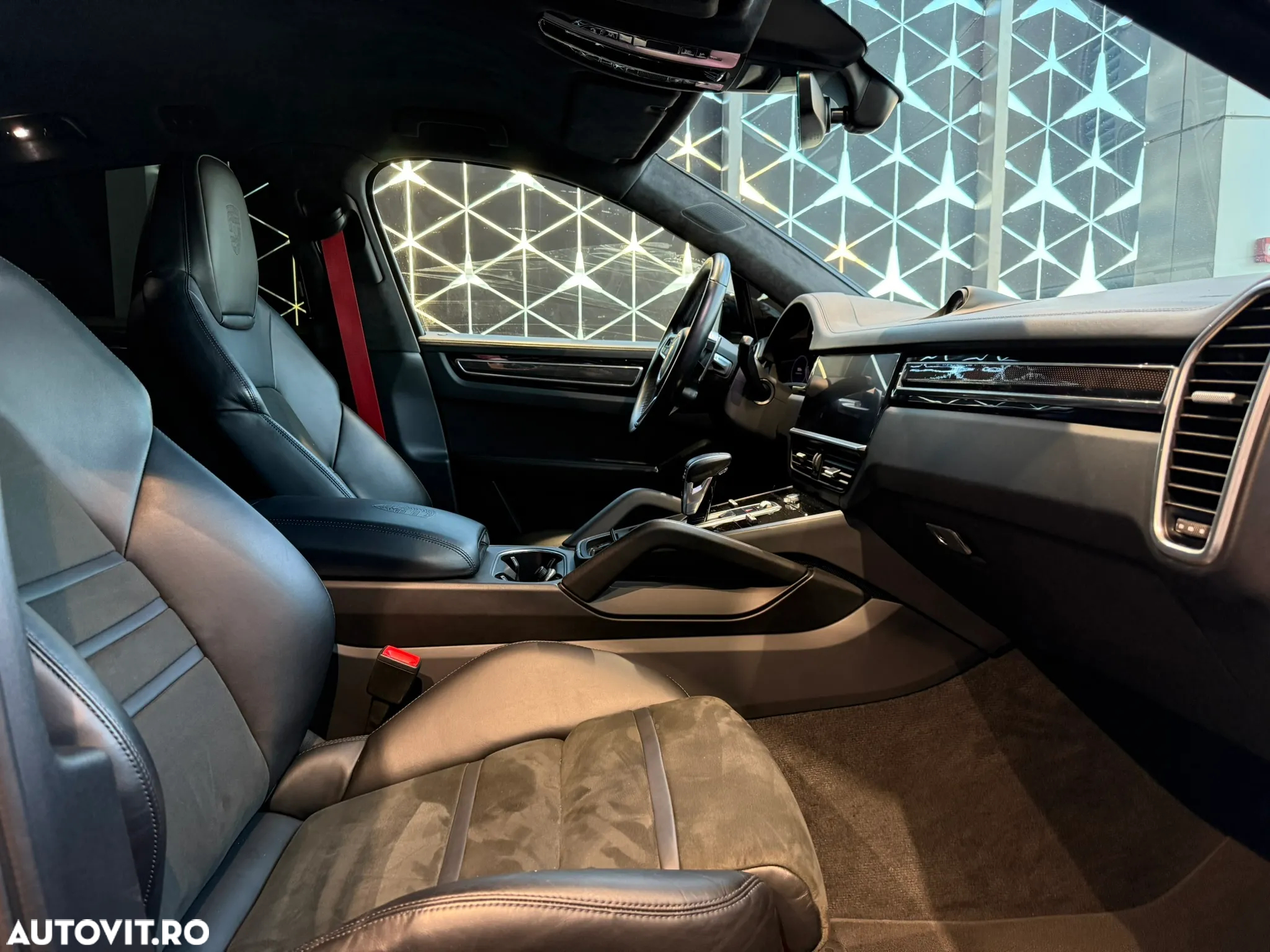 Porsche Cayenne Coupe Turbo - 13
