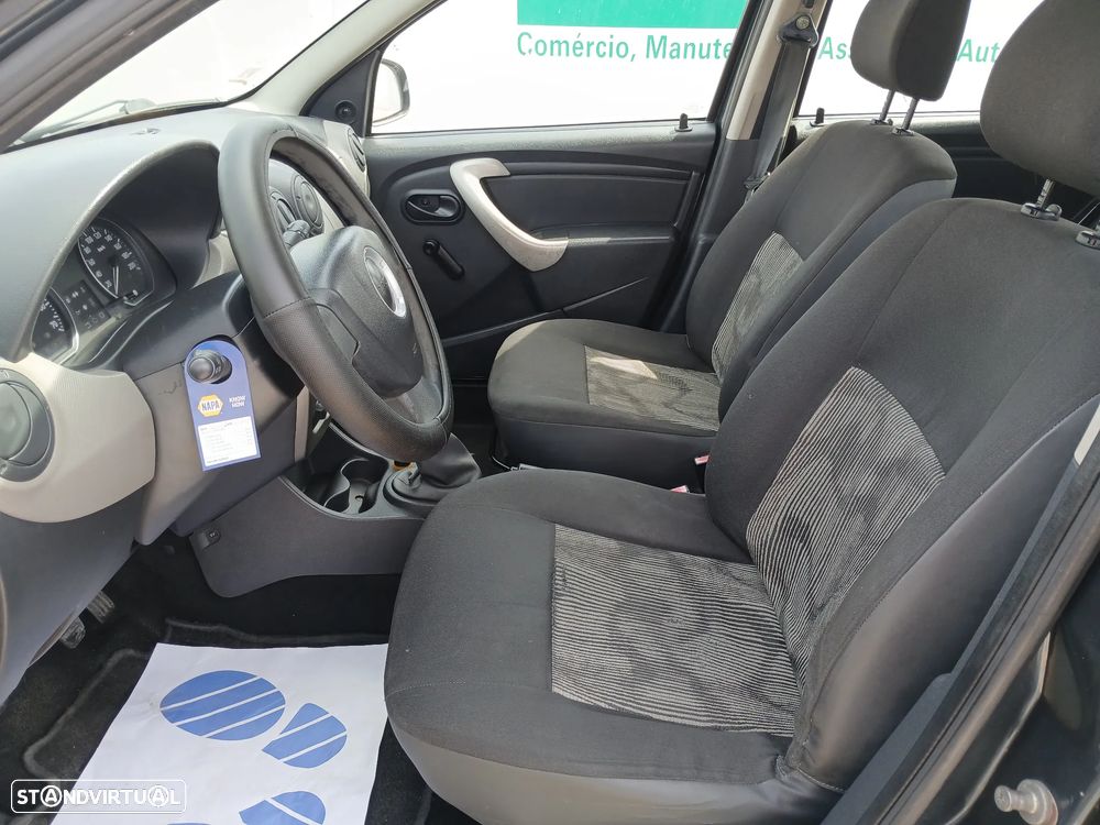 Dacia Sandero 1.2 16V Confort - 11