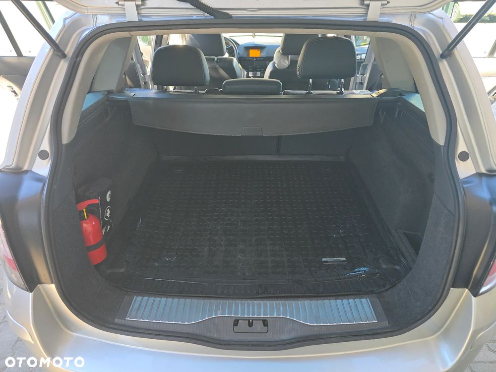 Opel Astra 1.7 CDTI - 26
