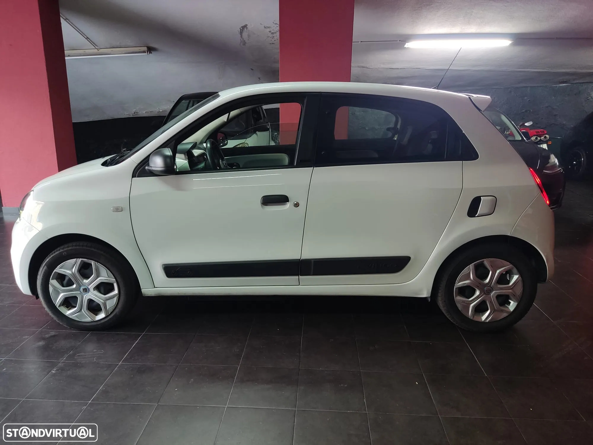 Renault Twingo E-Tech. 22 Techno - 14