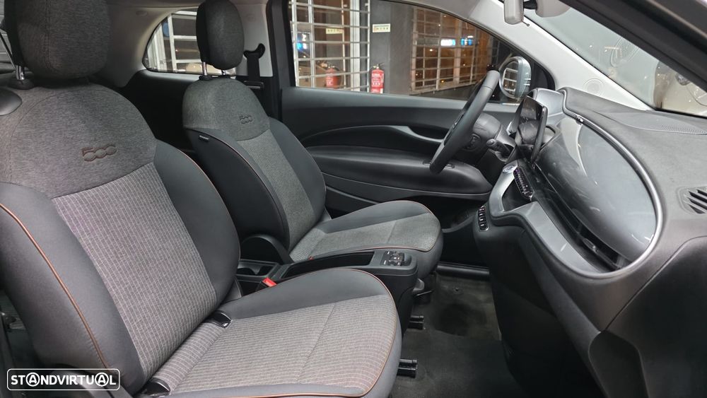 Fiat 500e 42kWh ICON - 11