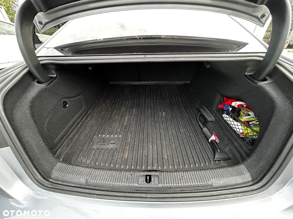 Audi A6 - 12