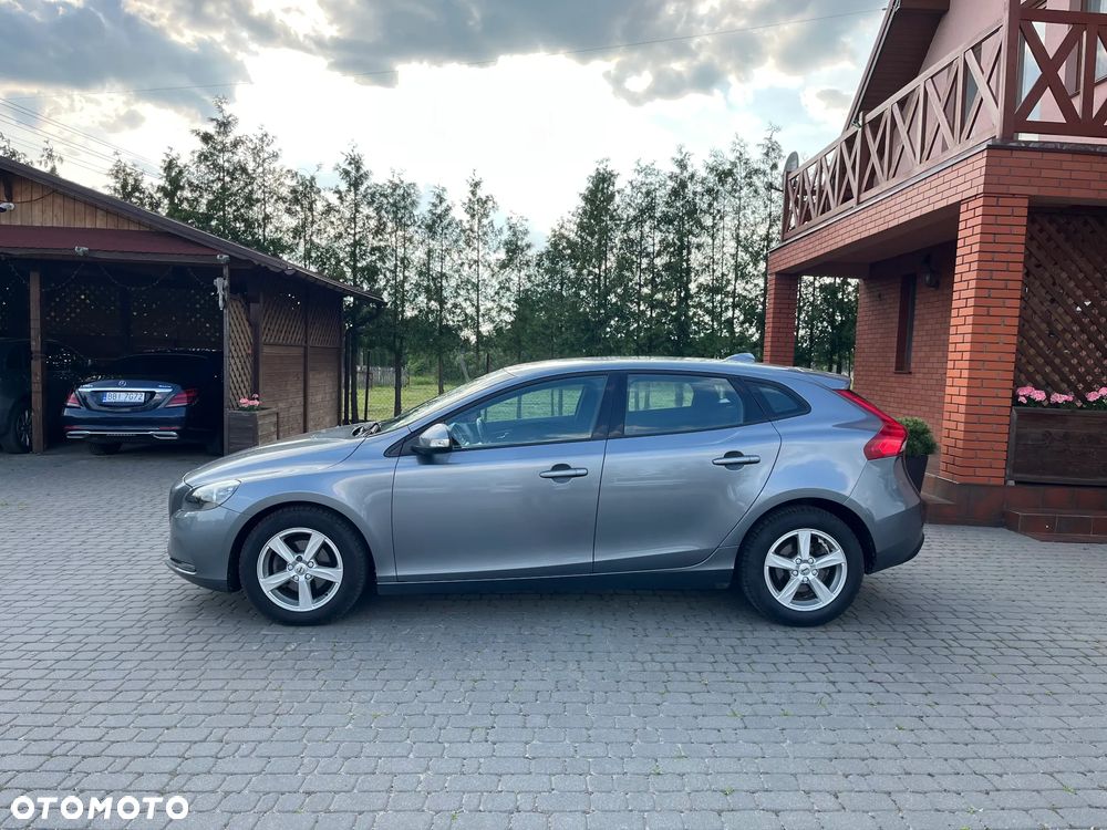 Volvo V40 D2 - 5
