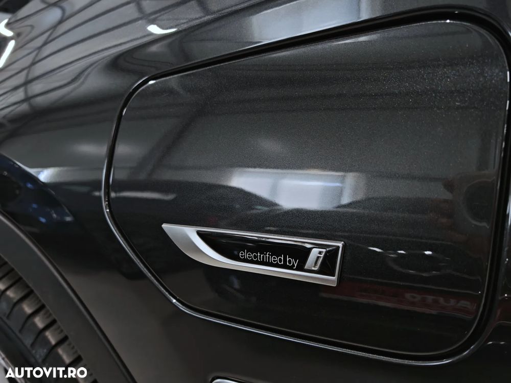 BMW X3 xDrive30e AT PHEV - 33