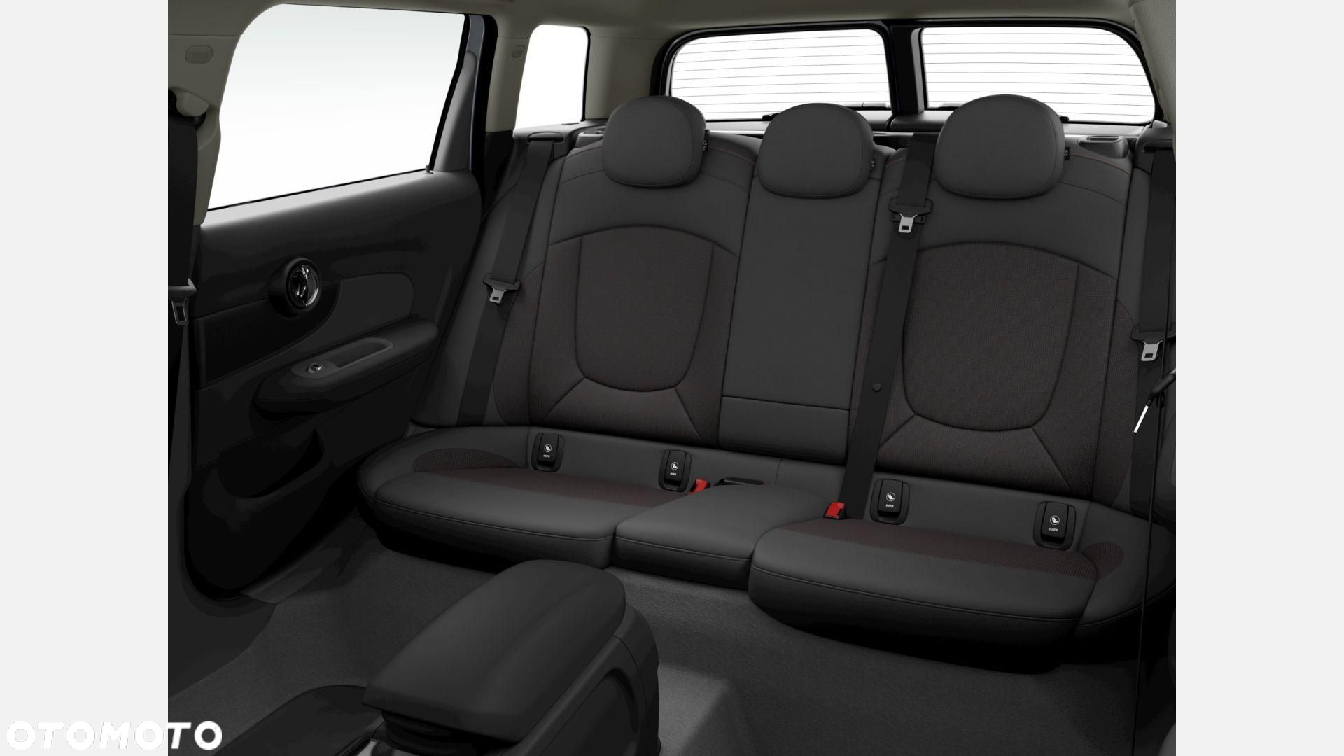 MINI Clubman - 8