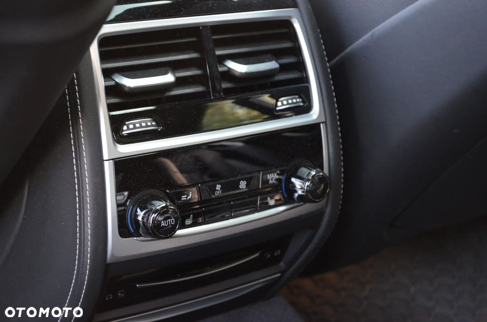 BMW Seria 7 - 9