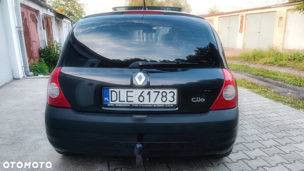 Renault Clio - 33