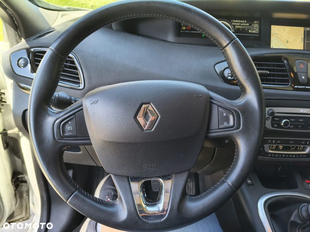 Renault Scenic - 15