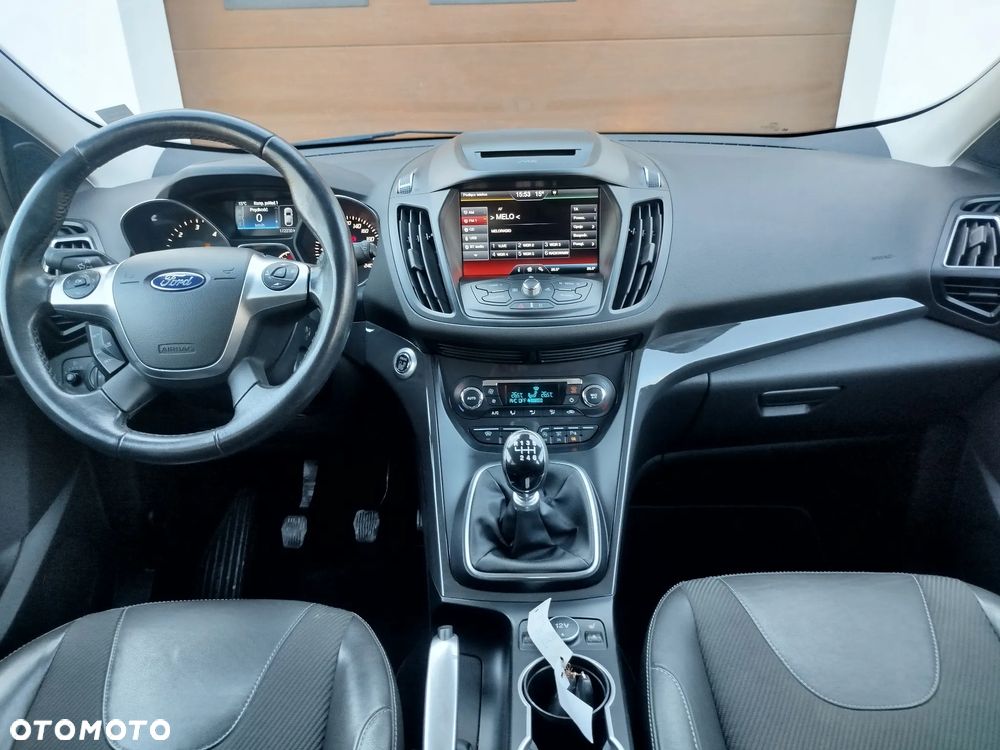 Ford Kuga 2.0 TDCi 2x4 Titanium - 14