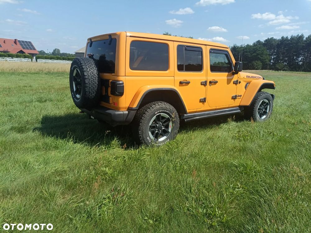 Jeep Wrangler - 4