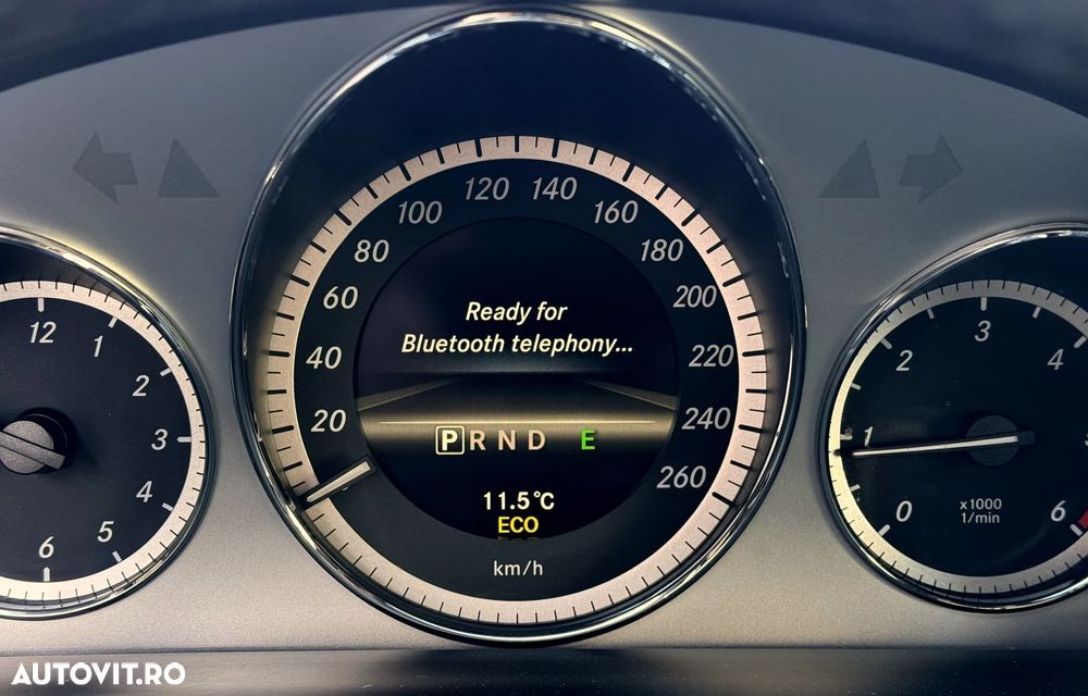 Mercedes-Benz E 220 CDI Automatik Avantgarde BusinessEDITION - 27