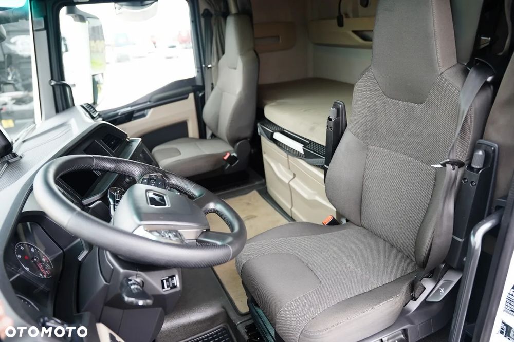 MAN TGX 18.470 / MEGA / LOW DECK / NAVI RIO / EURO 6 - 24