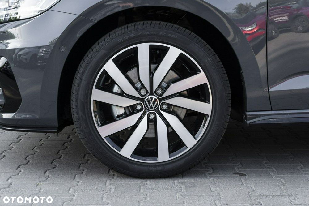 Volkswagen Touran - 6