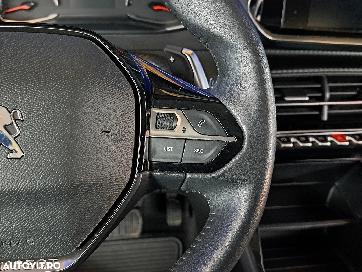 Peugeot 2008 - 13