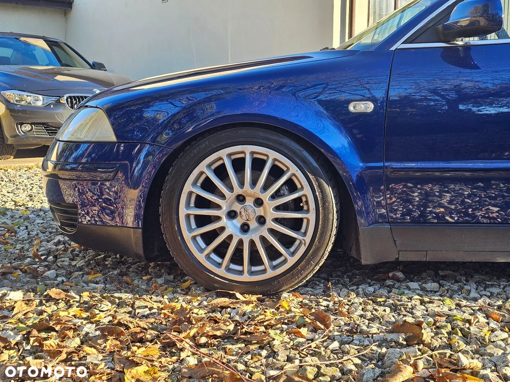 Volkswagen Passat 1.9 TDI Comfortline - 11