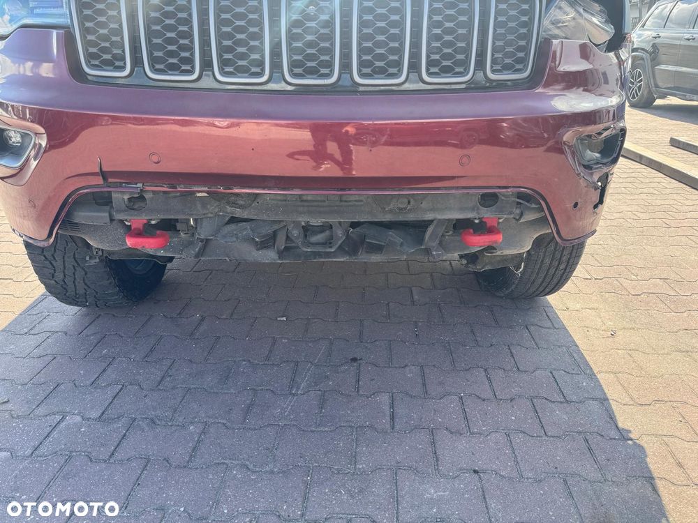 Jeep Grand Cherokee - 11