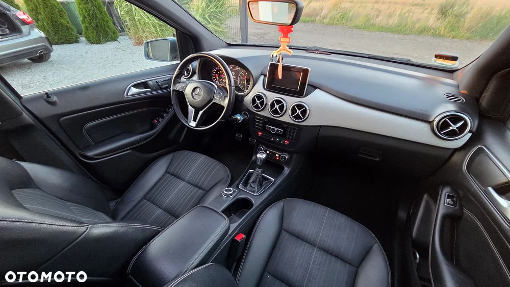 Mercedes-Benz Klasa B 200 (BlueEFFICIENCY) - 6