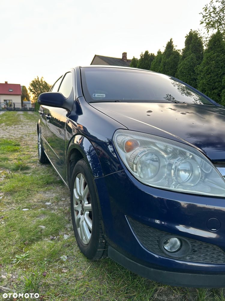Opel Astra 1.3 CDTI Elegance - 1