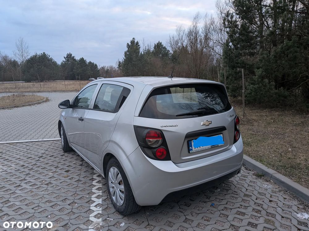 Chevrolet Aveo 1.2 LS - 5
