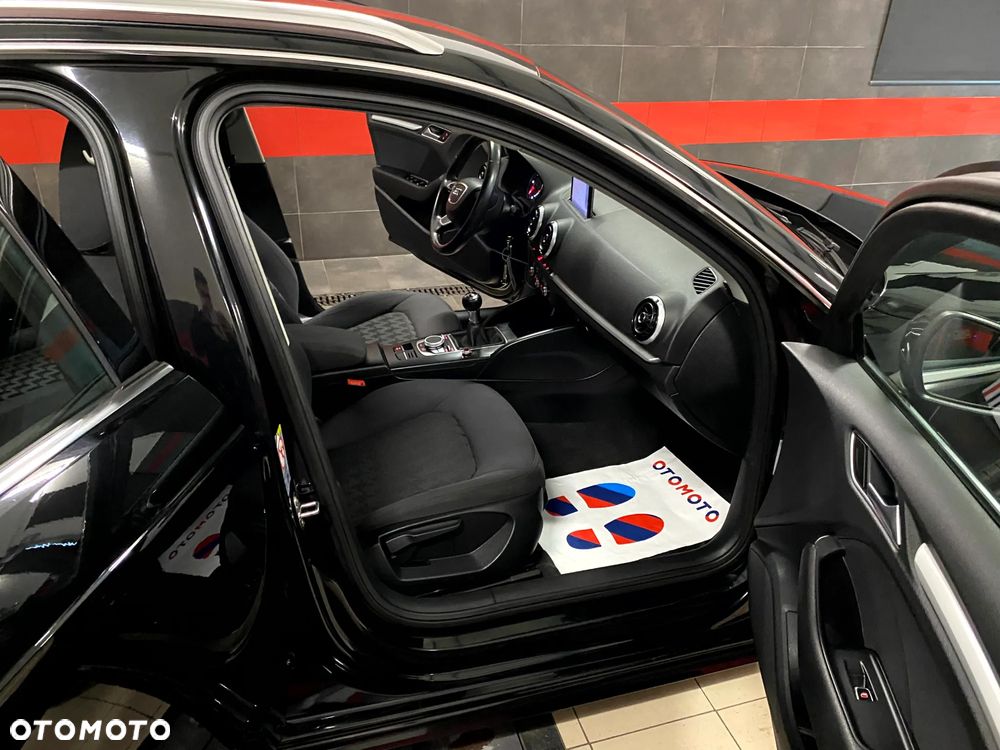 Audi A3 Sportback 1.6 TDI clean diesel Ambiente - 24