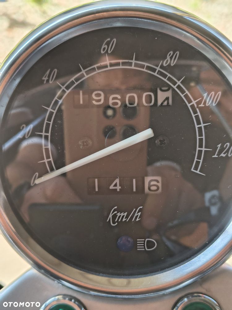 Suzuki Marauder - 10