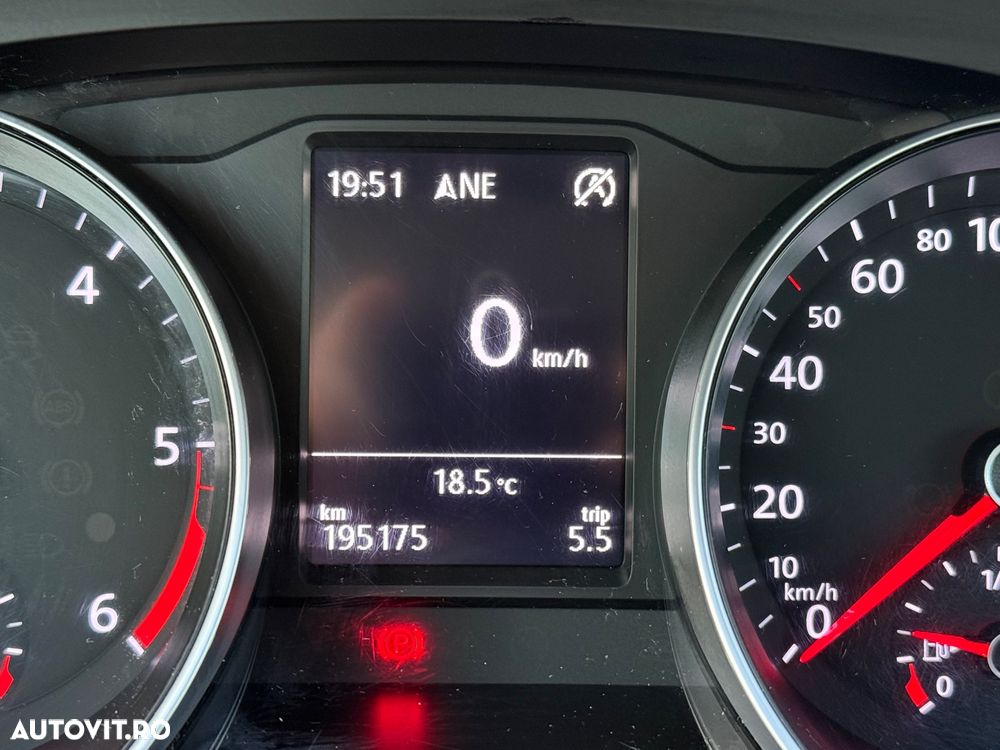 Volkswagen Passat 1.6 TDI (BlueMotion Technology) Comfortline - 14