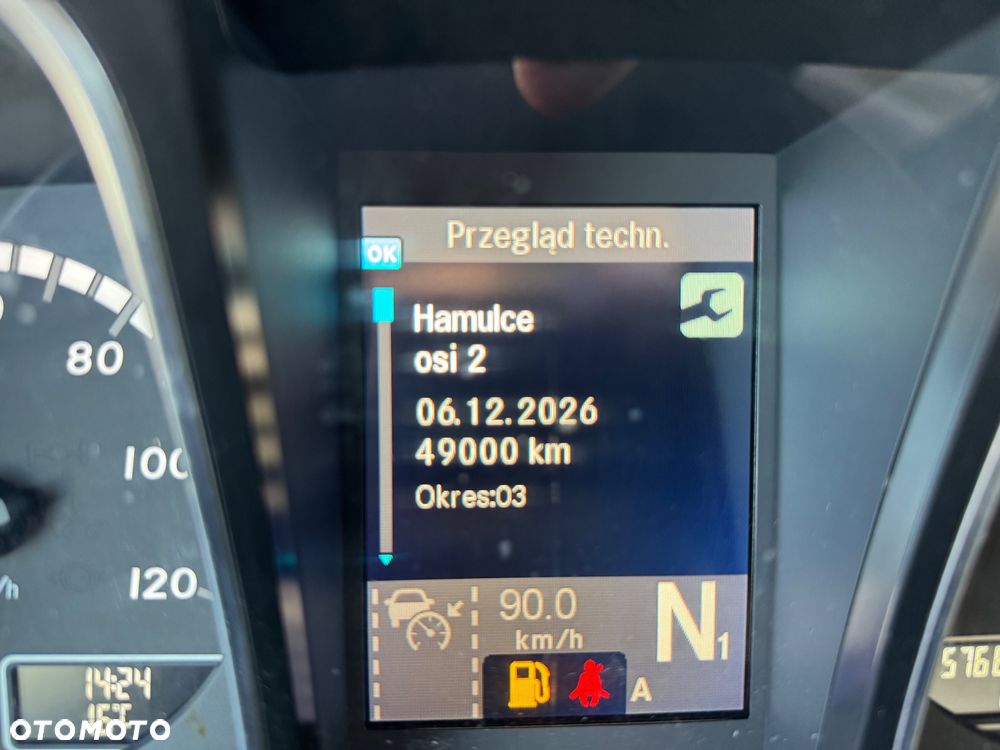 Mercedes-Benz Actros - 32