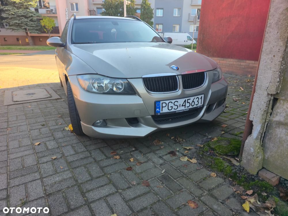 BMW Seria 3 318d - 1