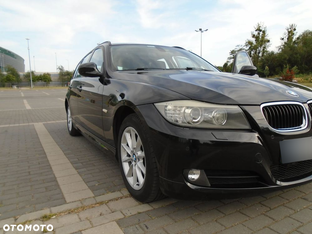 BMW Seria 3 318d - 3
