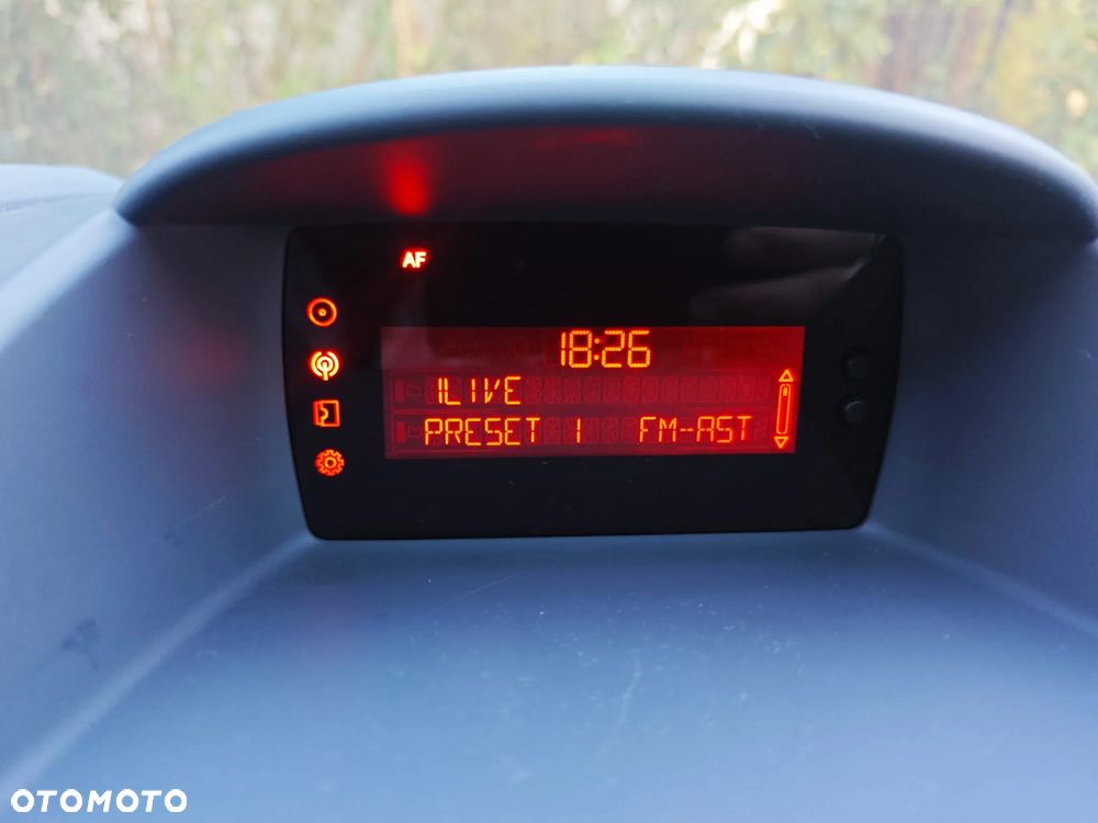 Ford Fiesta 1.4 Champions Edition - 25