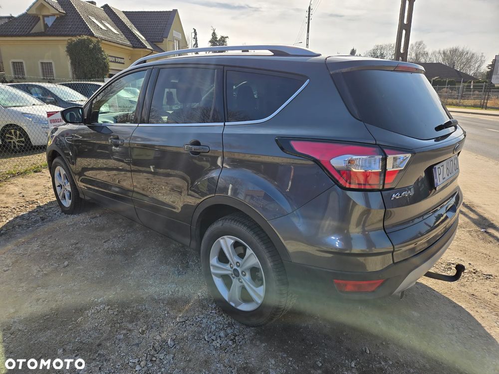 Ford Kuga - 8