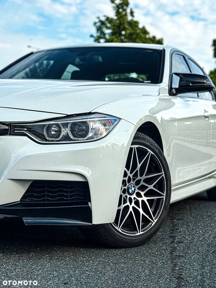 BMW Seria 3 328i xDrive - 3