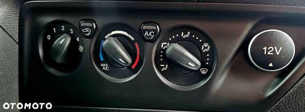 Ford Transit Custom - 26