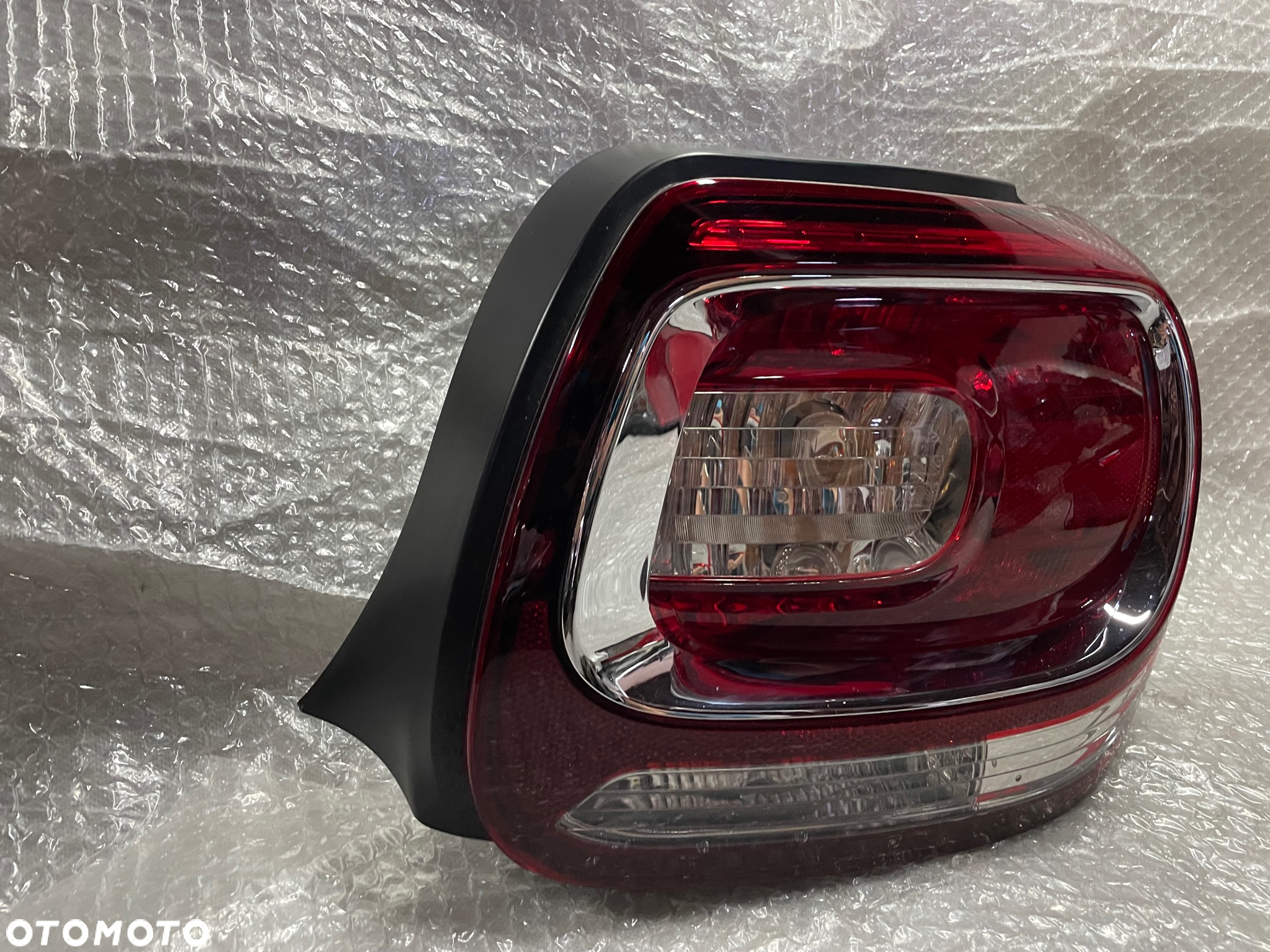 LAMPA TYŁ PRAWA CITROEN DS3 VP9PPX-13404-AX - 2