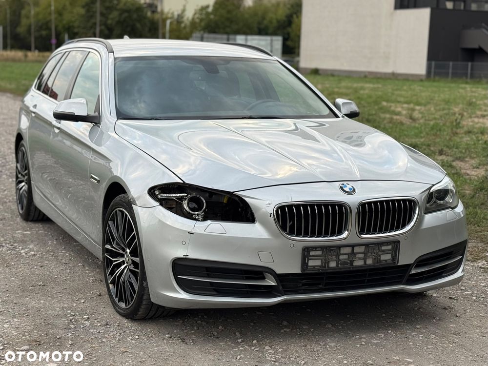 BMW Seria 5 518d - 26