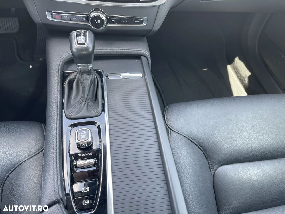 Volvo S90 - 13