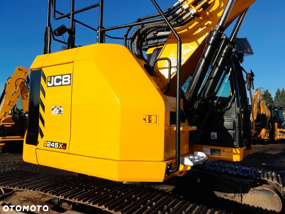 JCB 245XR - 7