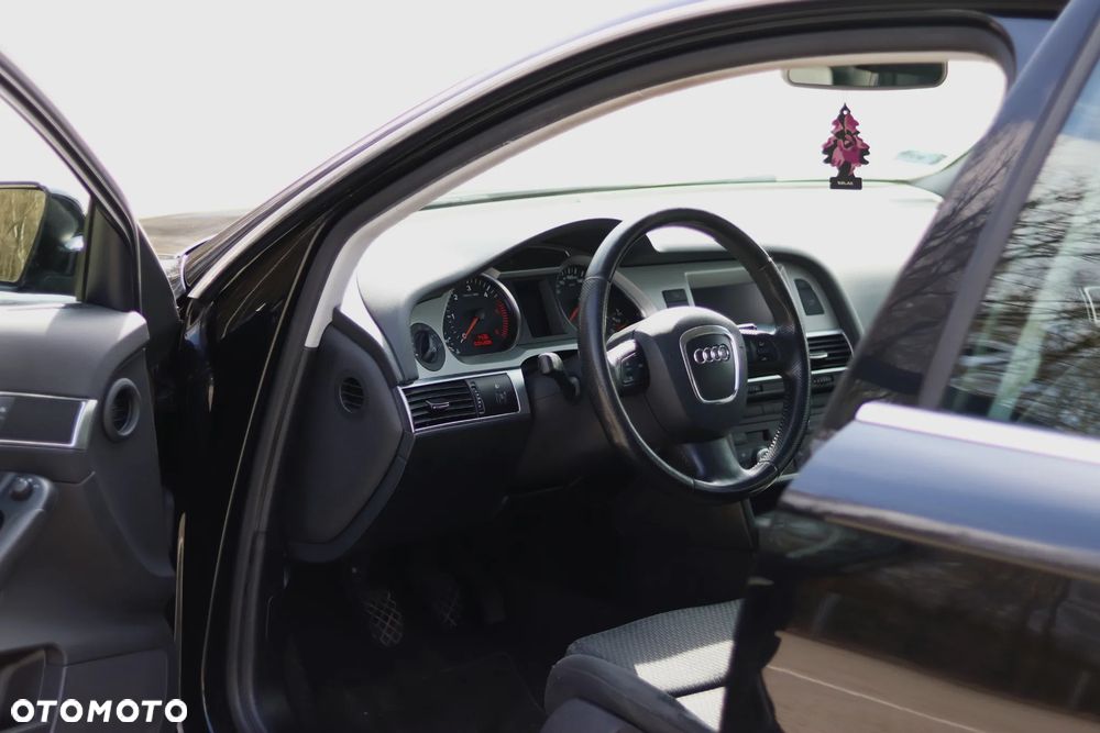 Audi A6 Avant 2.0 TDI - 18