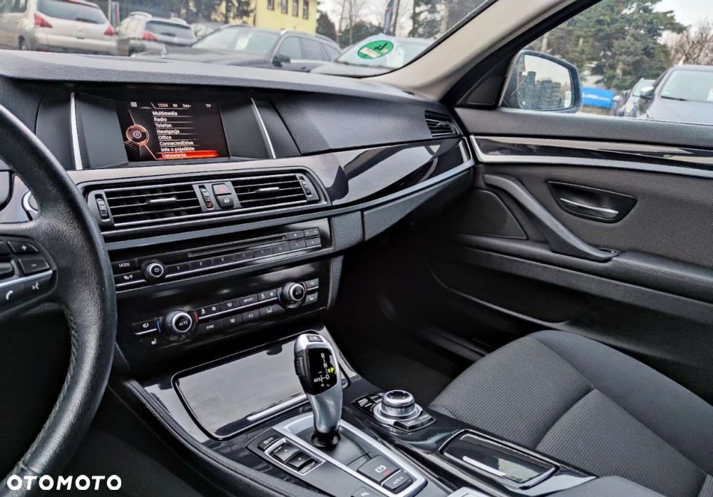 BMW Seria 5 - 28