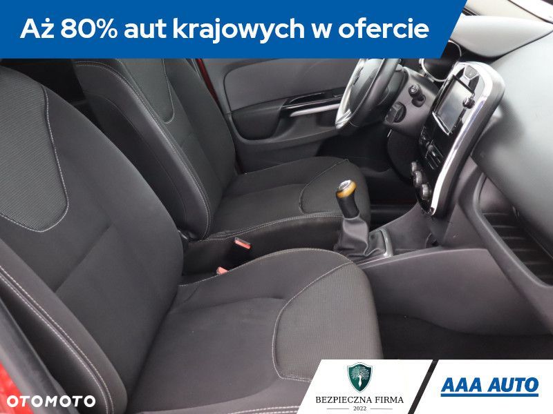 Renault Clio - 11