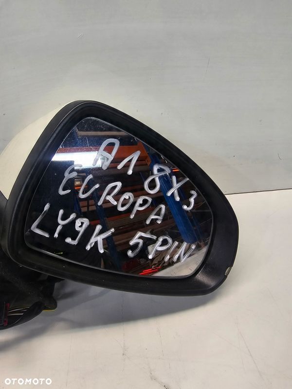 LUSTERKO ZEWNĘTRZNE PRAWE AUDI A1 8X3 5 PIN LY9K EUROPA - 2
