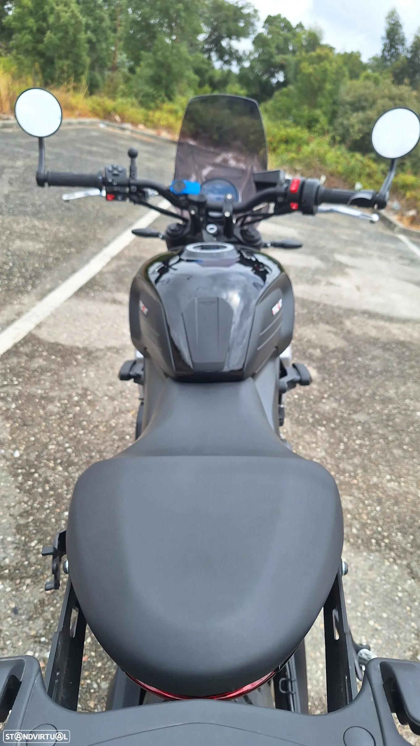 Triumph Trident - 5