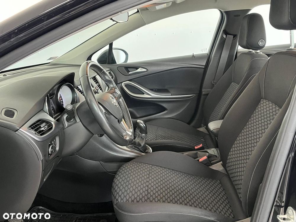Opel Astra 1.2 T Edition S&S - 18