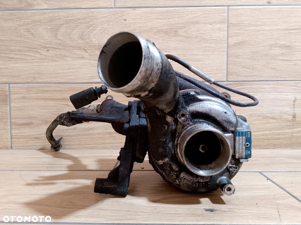 Turbina Audi 3.0 TDI A6 C6 53041015281B - 1