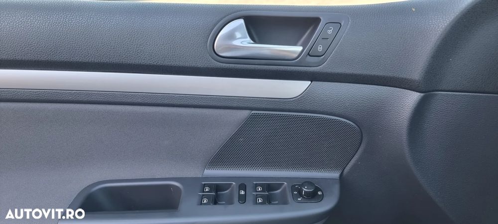 Volkswagen Golf 1.4 TSI United - 21